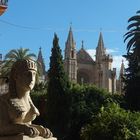 Sphinx und Kathedrale in Palma de Mallorca