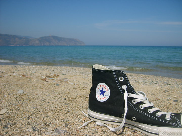 || Spiaggia | Converse ||