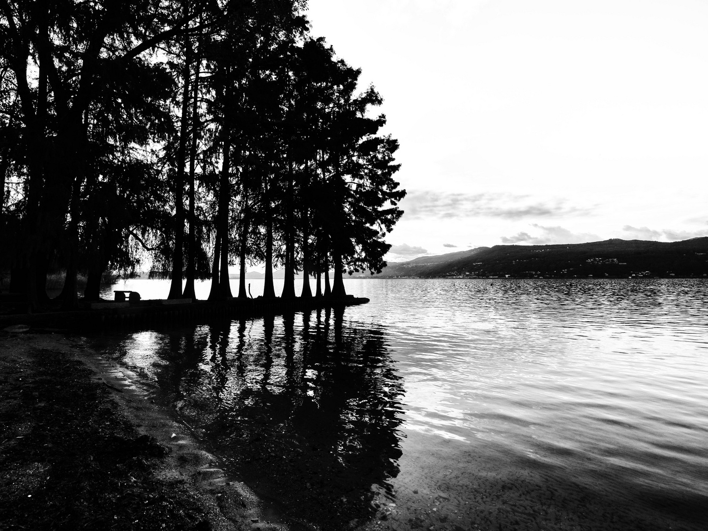 Spiaggia del guree, Monvalle