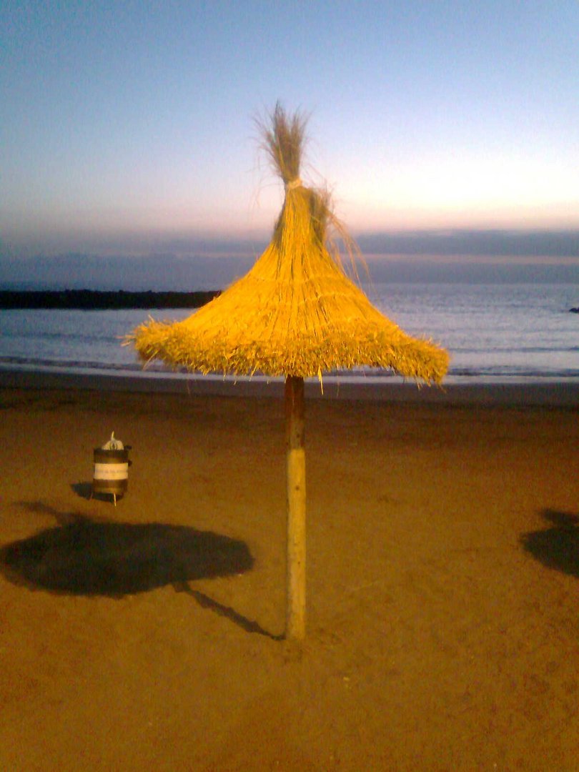 Spiaggia di Tenerife al tramonto