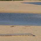 Spiaggia in Chia, Sandstrip zwischen Meer und Lago