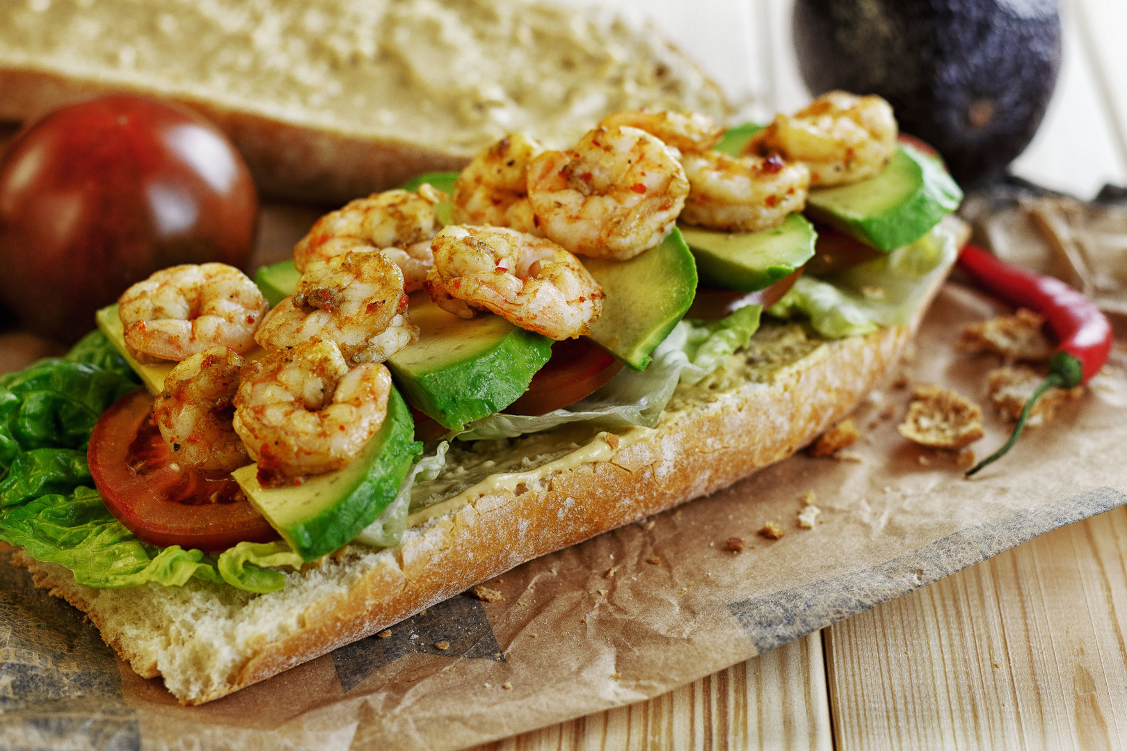 Spicy Shrimp Sandwich mit Avocadomayonnaise