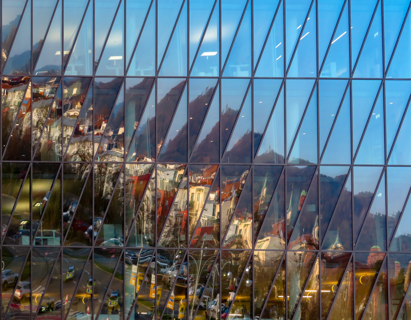 Spiegelbilder in Freiburg 