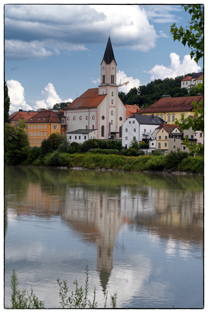 Spiegeldienstag - Blick über den Inn