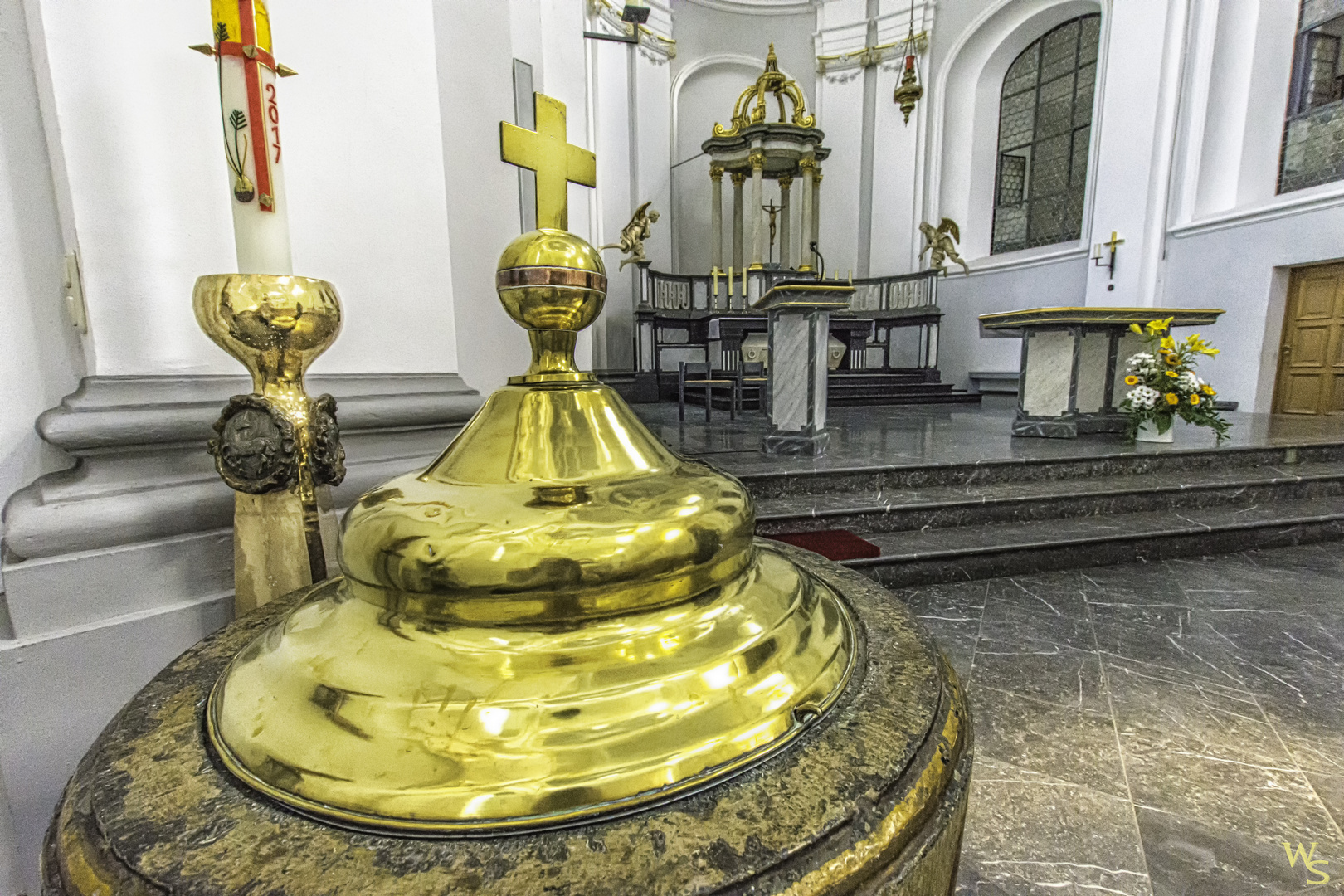 Spiegeldienstag in der Kirche