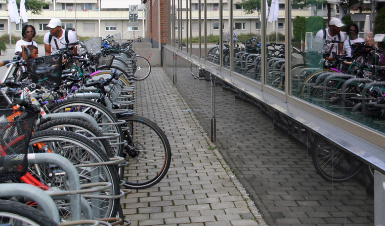 Spiegelei am Fahrradständer