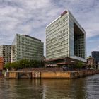 Spiegelgebäude an der Oberhafenbrücke