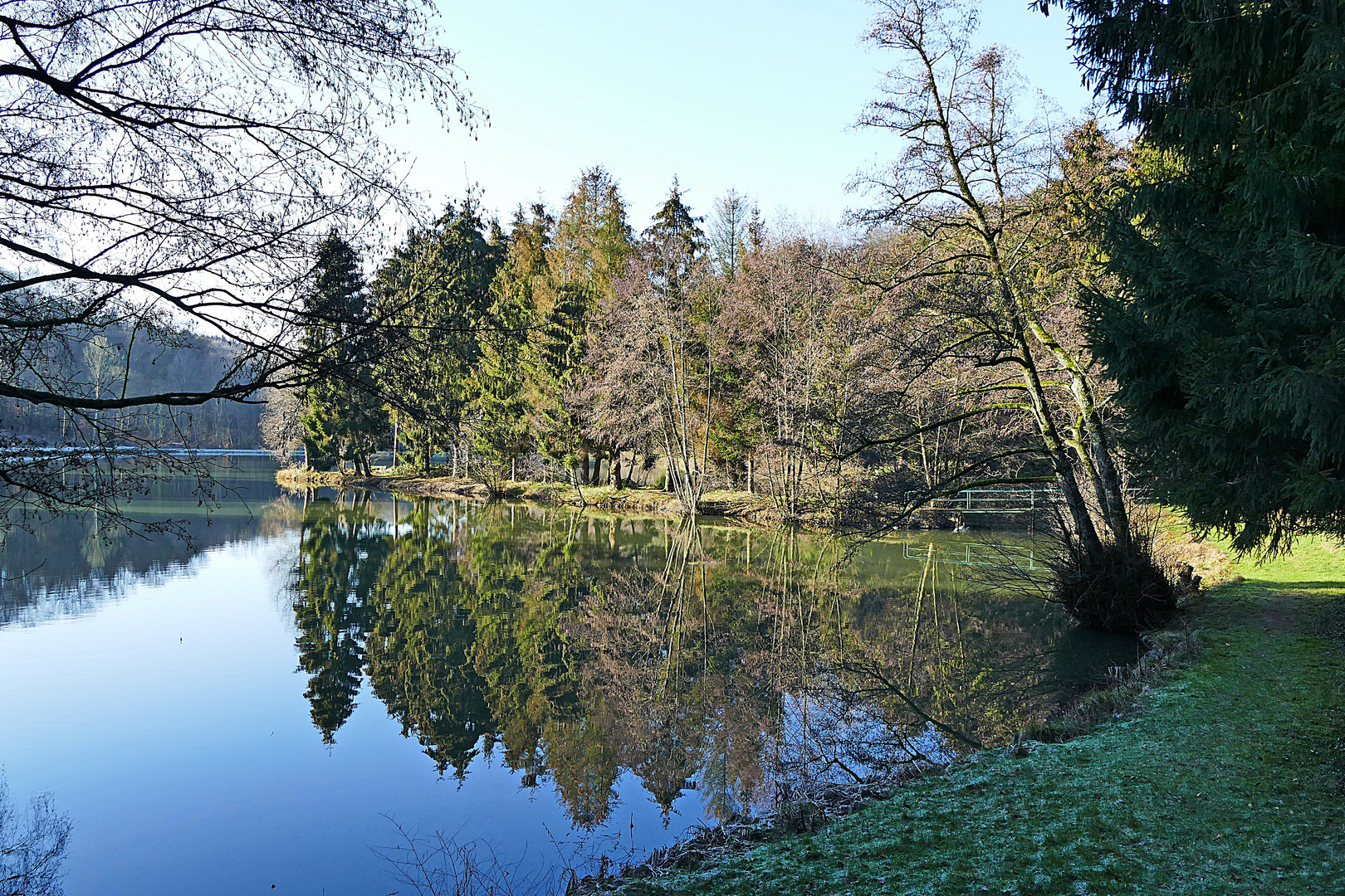 spiegelglatter See