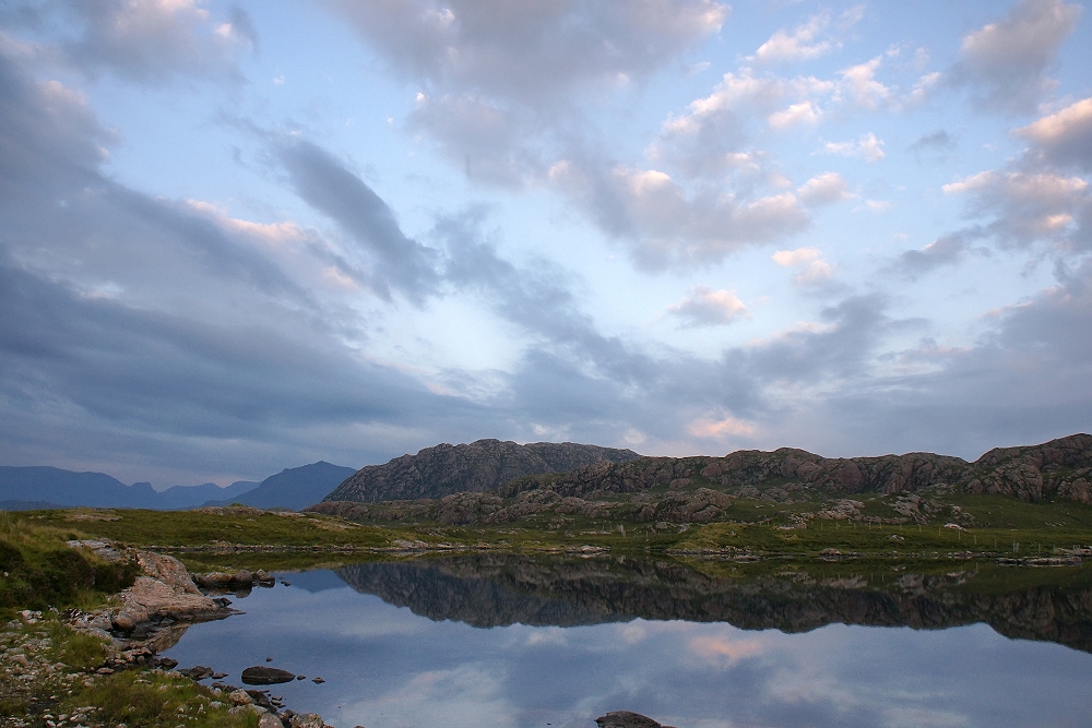 Spiegelglattes Loch Tollaidh