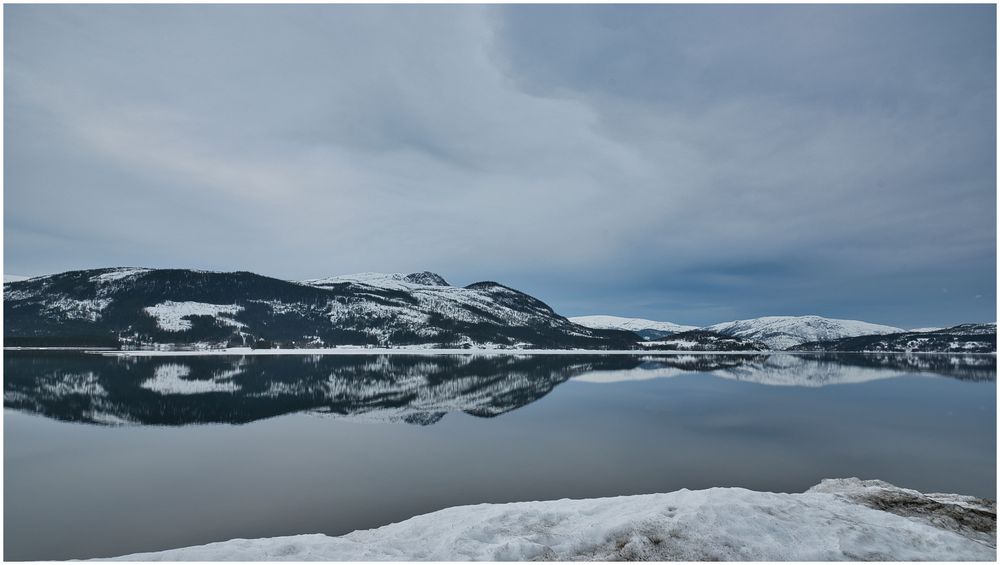 Spiegelglattes Wasser