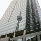 Spiegellung des CN-Towers in Toronto