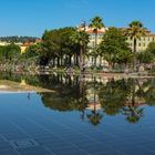 Spiegelnde Promenade in Nizza