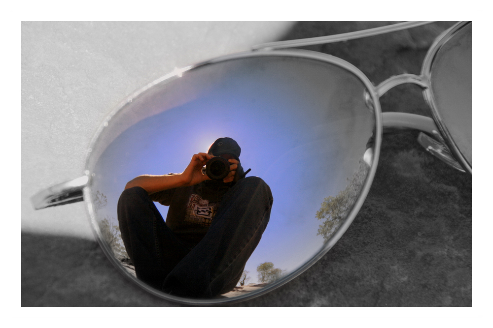 Spiegelnde Sonnenbrille - Selbstportrait