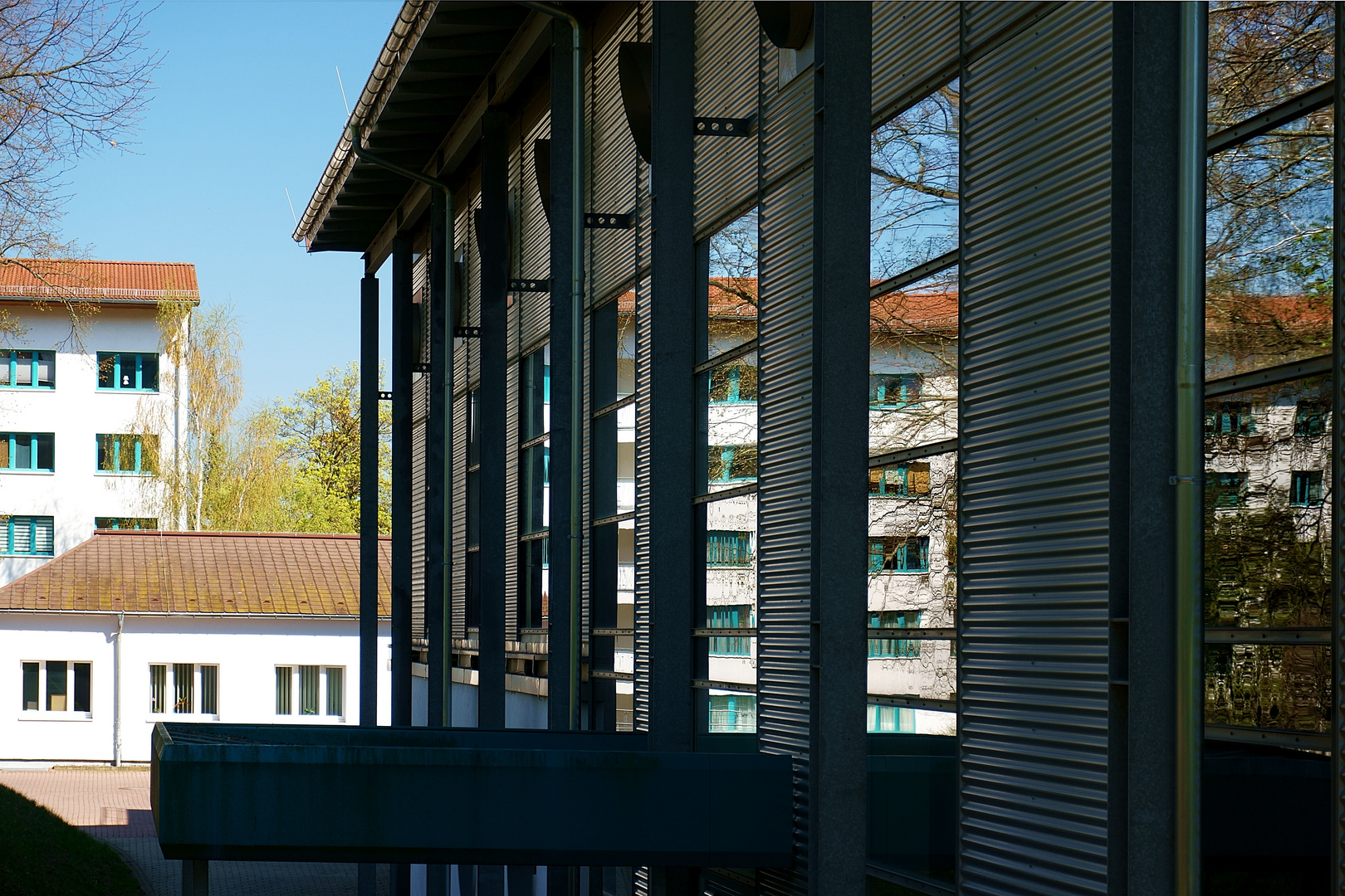 Spiegelndes von der HELIOS Klinik in Bleicherode 