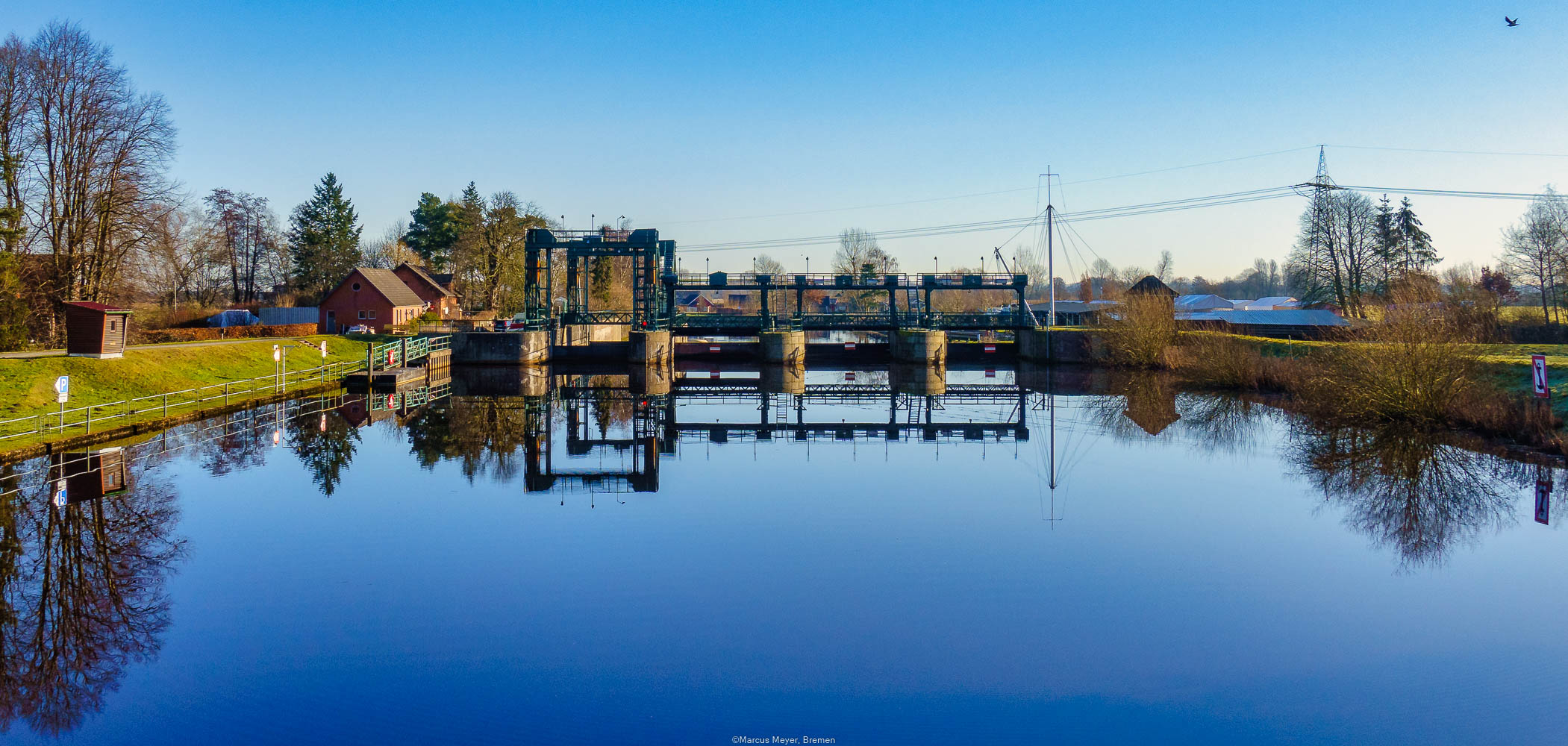 Spiegeltag an der Schleuse