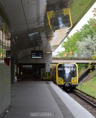 Spiegeltag bei der U-Bahn