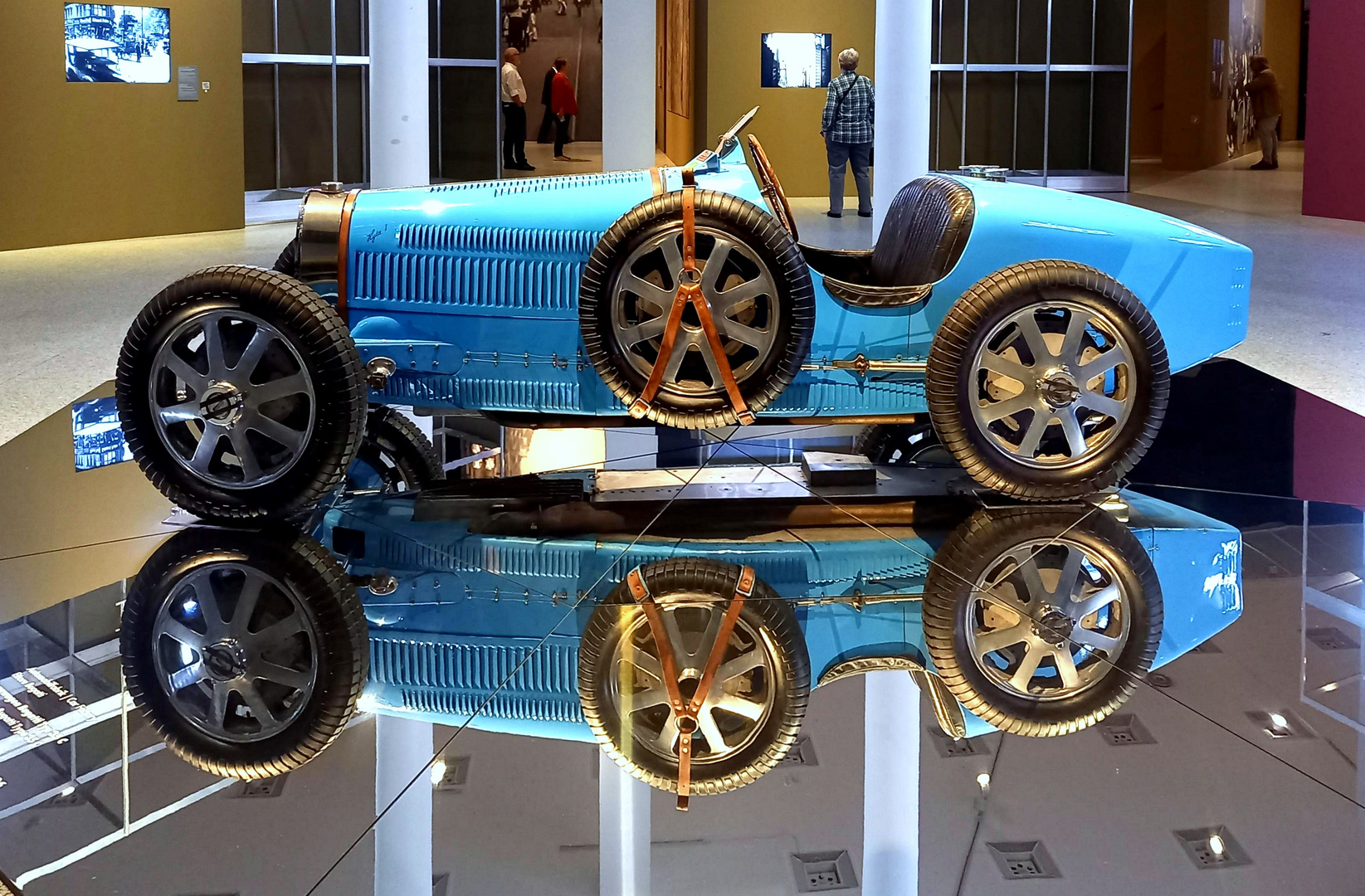 *Spiegeltag* - Bugatti Type 13