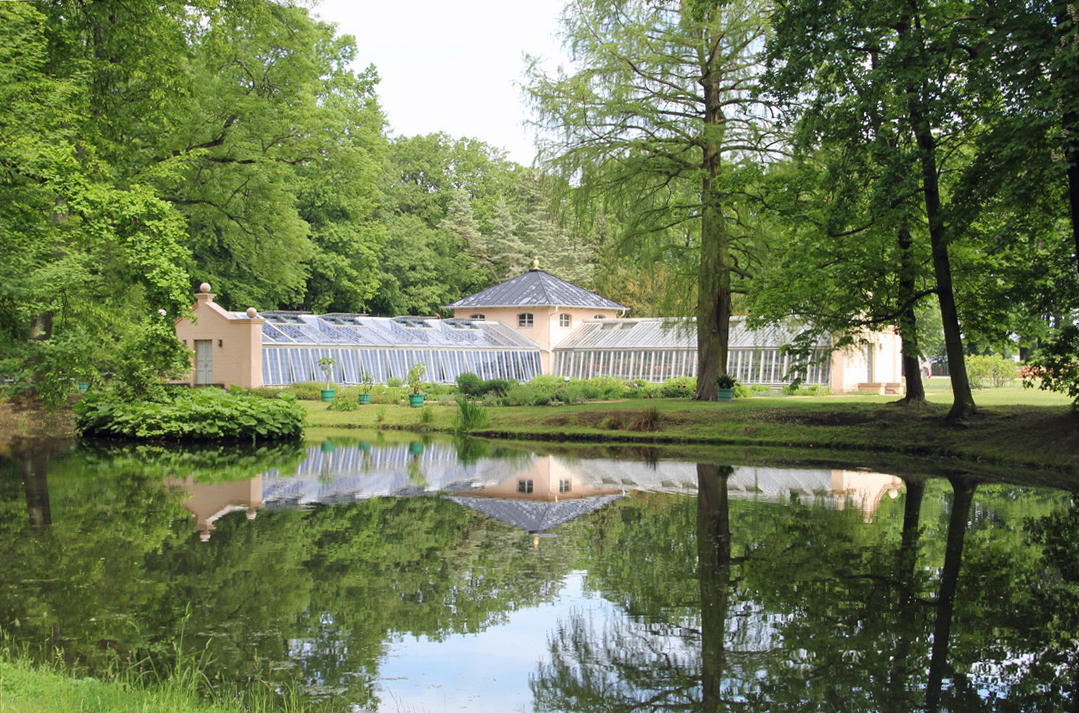 Spiegeltag: Cottbus, historische Gärtnerei im Branitzer Park