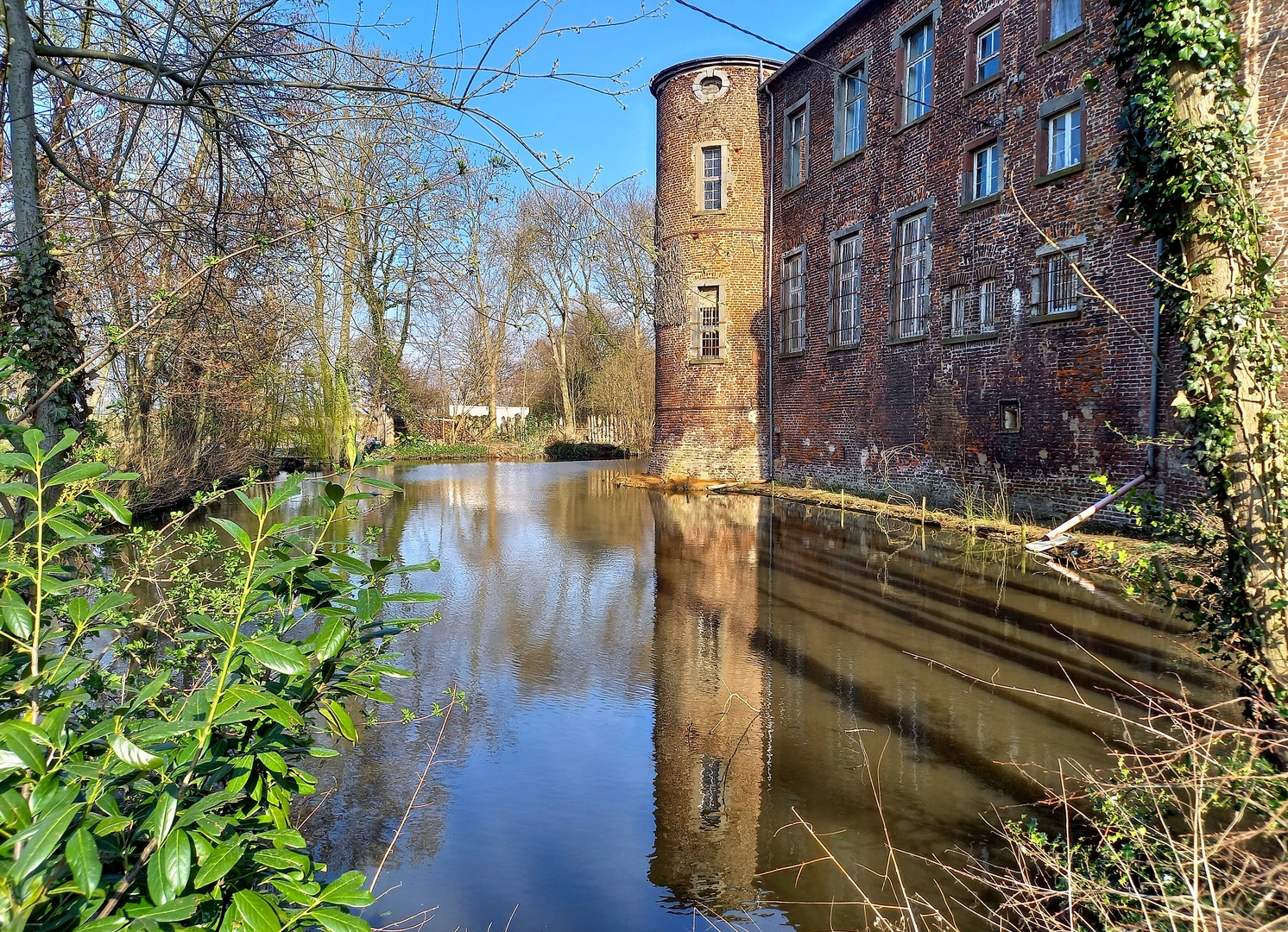 Spiegeltag - die Wasserburg Geretzhoven