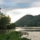 Spiegeltag: Donau am Abend