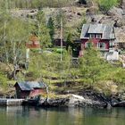 Spiegeltag ....einsam leben auf dem Berg in Norwegen 