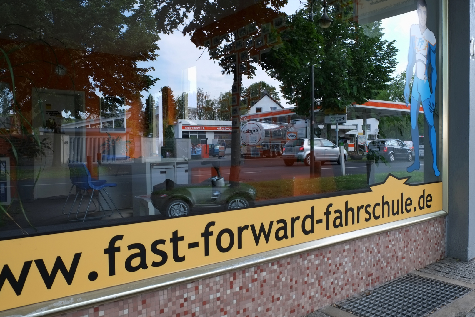 *Spiegeltag*  -  fast forward