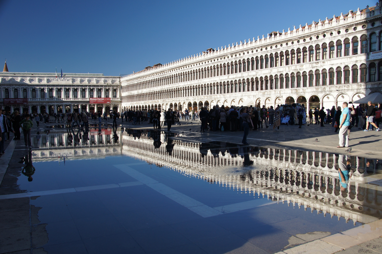 Spiegeltag: Markusplatz Venedig