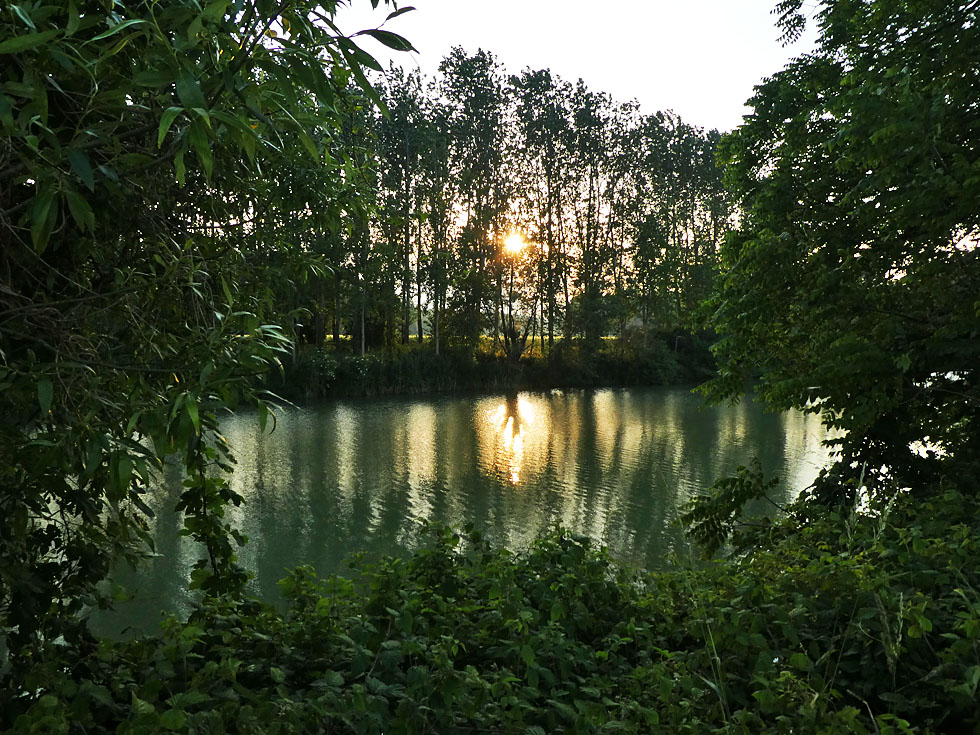 Spiegeltag: Morgens auf dem Campingplatz