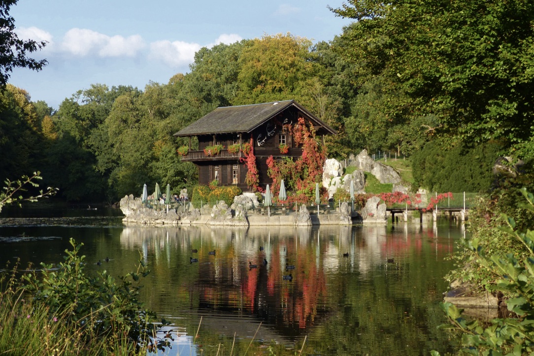 SPIEGELTAG - SCHWEIZER HAUS in der Anholter Schweiz