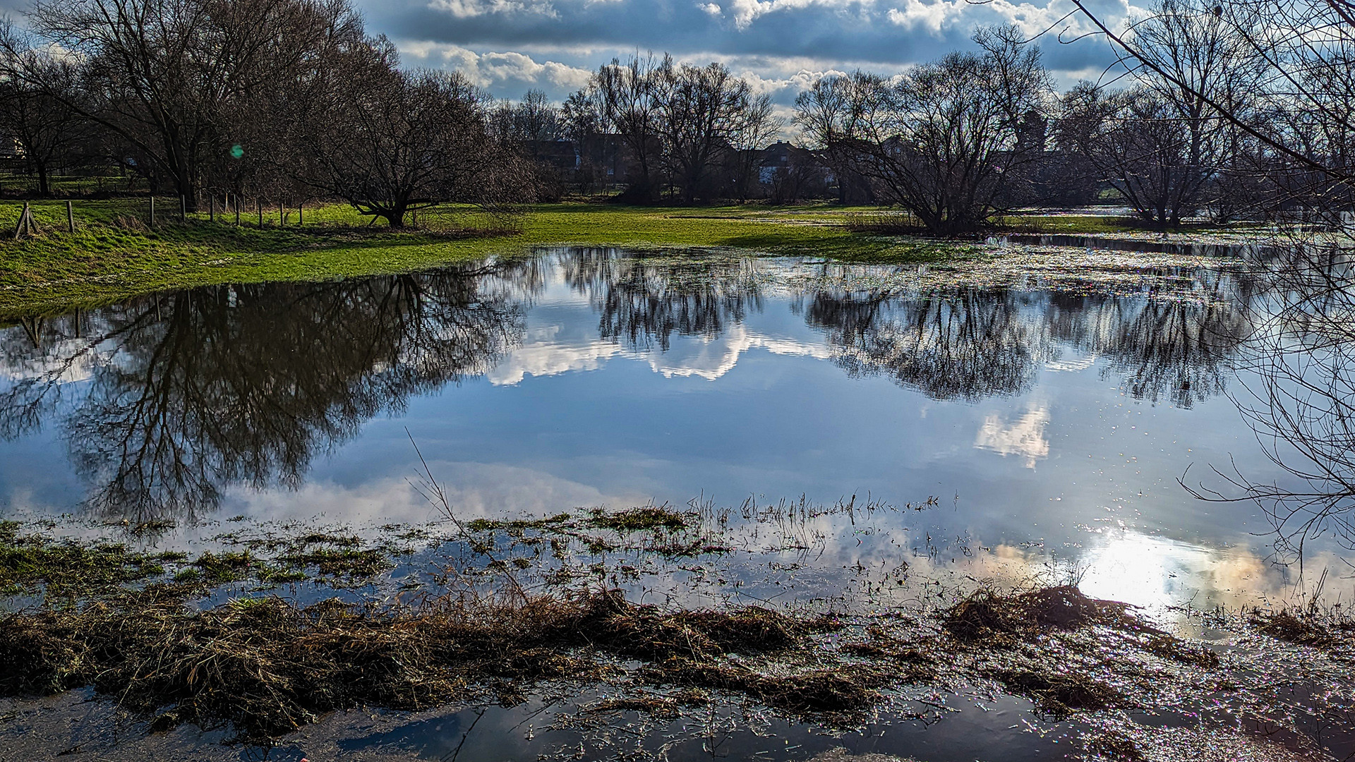 Spiegeltag - Wolkenspiegelung