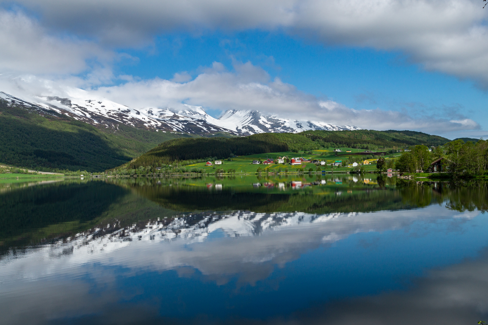 Spiegelung am Eidsvatnet