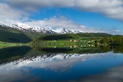 Spiegelung am Eidsvatnet