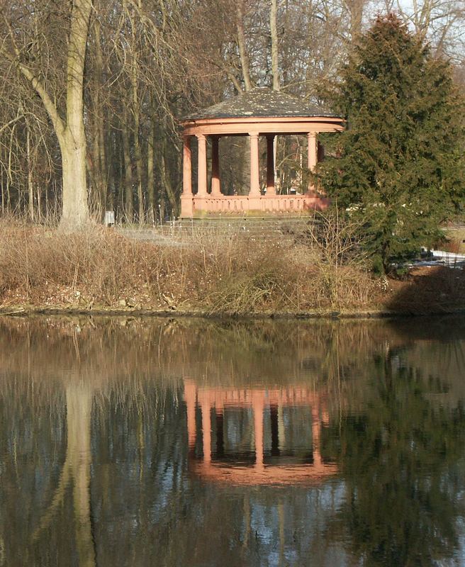 Spiegelung am Fluss