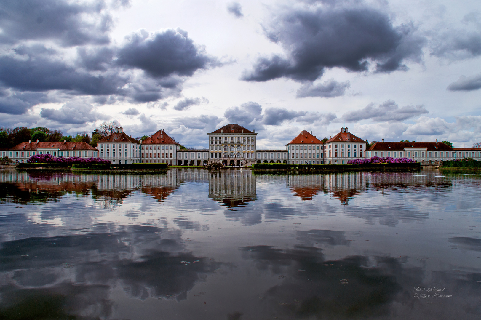 Spiegelung am Nymphenburger Schloss