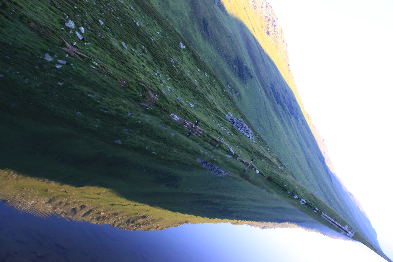 Spiegelung am Oberalp