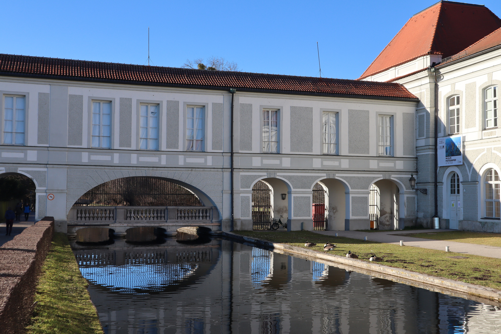 Spiegelung am Schloss