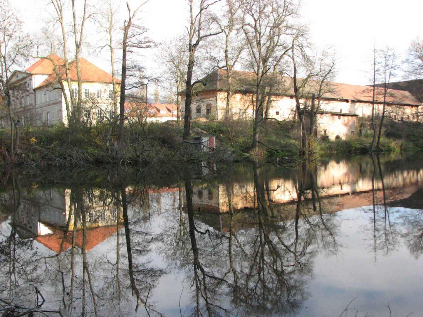 Spiegelung bei Schloß Königswart