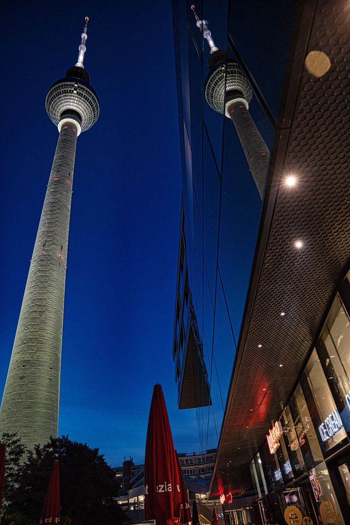 Spiegelung Berliner Fernsehturm