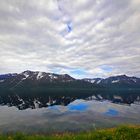 Spiegelung der Berge in Norwegen