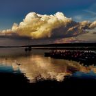 Spiegelung der Kumuluswolken im Ammersee