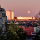 Spiegelung der Morgensonne am Hauptbahnhof