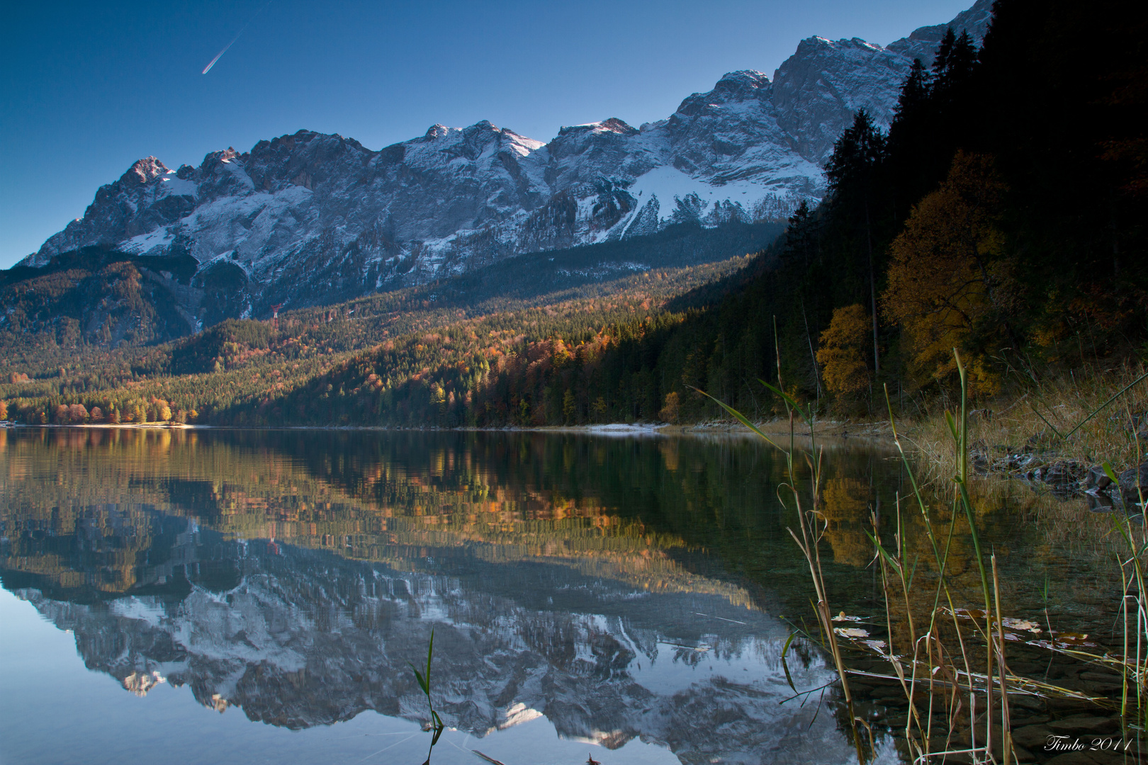 Spiegelung der Zugspitze im Eibsee