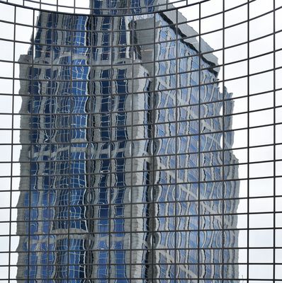 Spiegelung des Hotel Marriott in Rotterdam.....