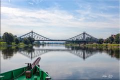 Spiegelung - Elbbrücke "Blaues Wunder" Dresden Baselitz