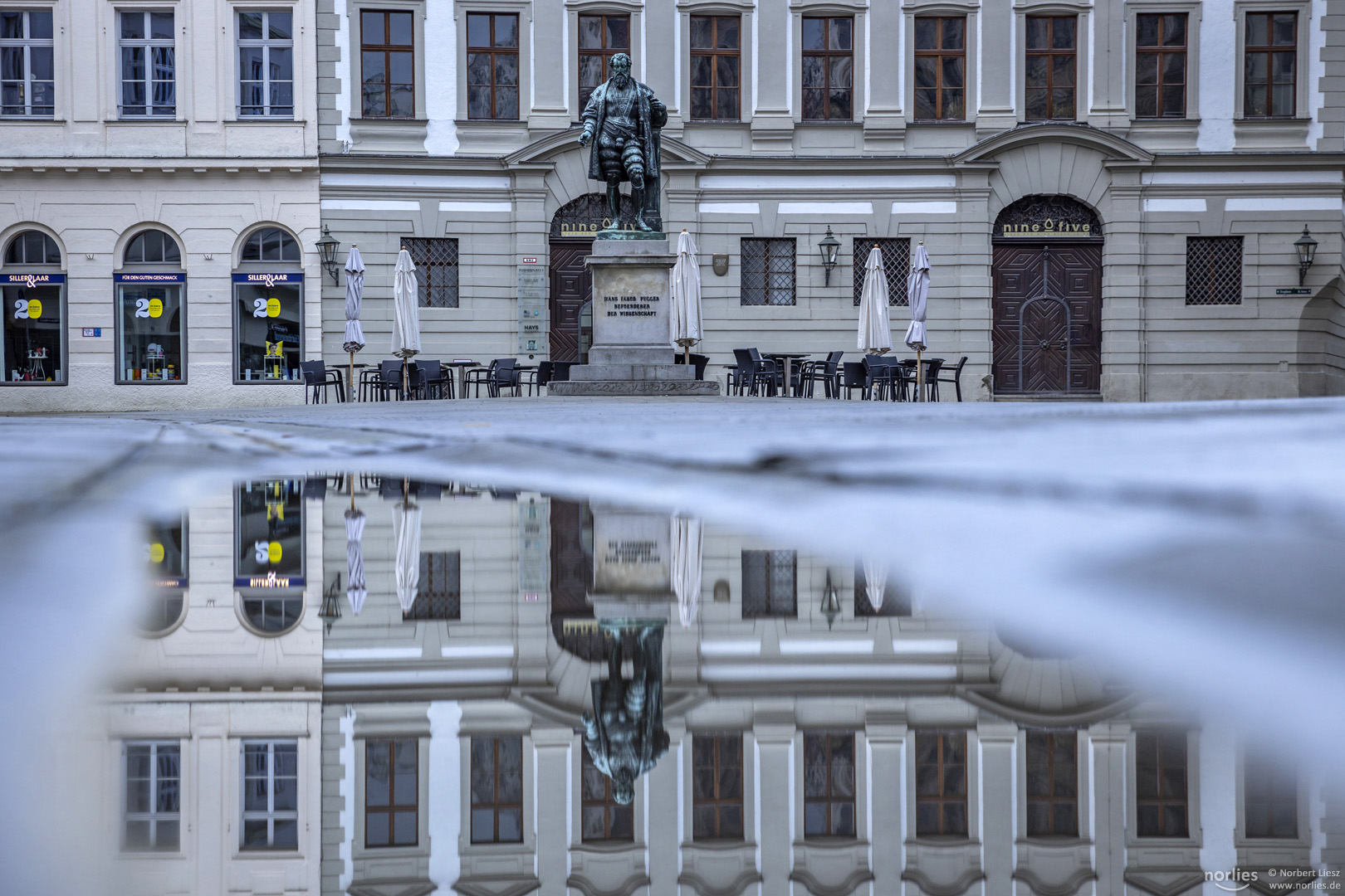 Spiegelung Fuggerplatz