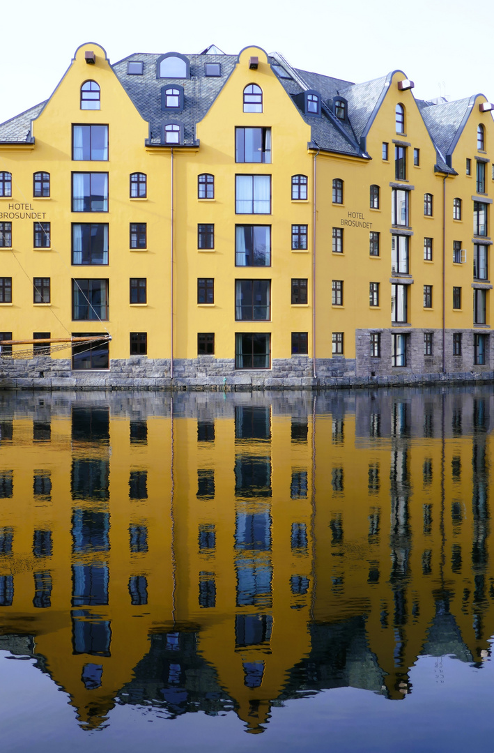 Spiegelung im Fjord