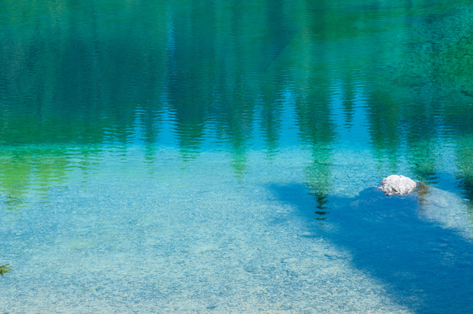 Spiegelung im Karersee