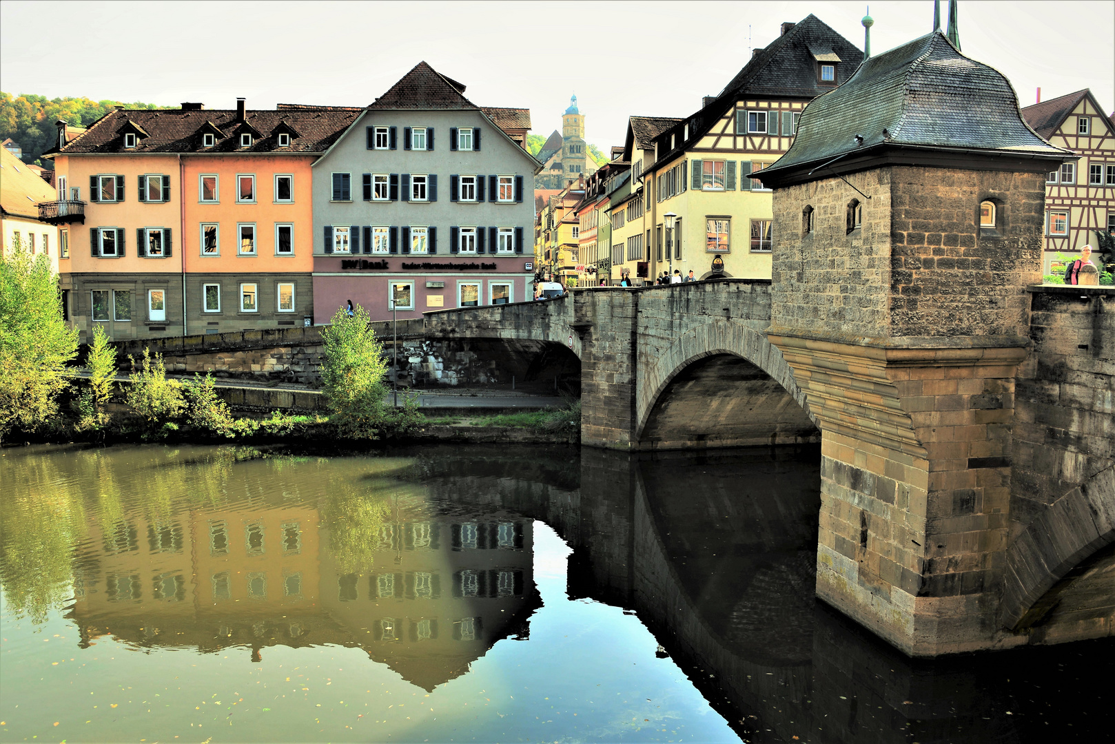 Spiegelung im Kocher von SHA