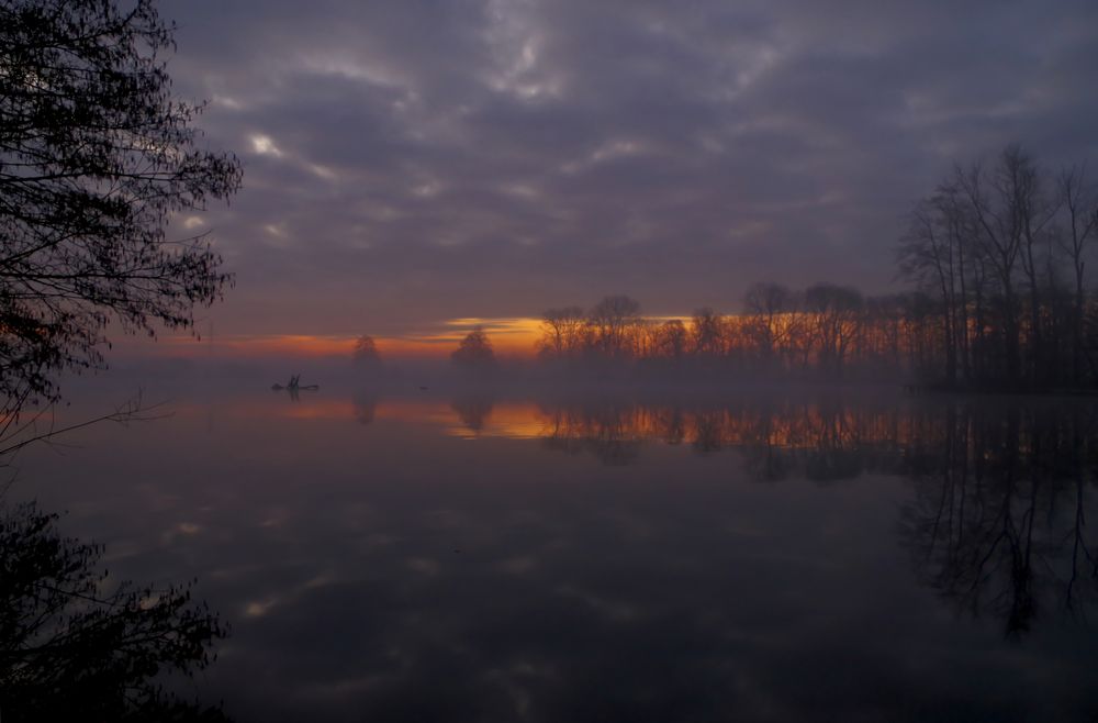 Spiegelung im Nebel