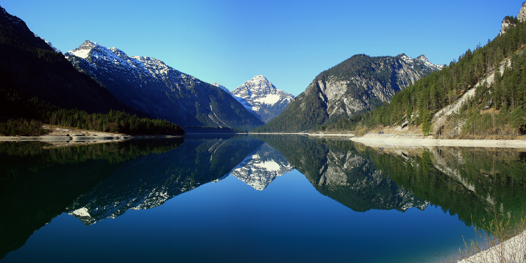 Spiegelung im Plansee!